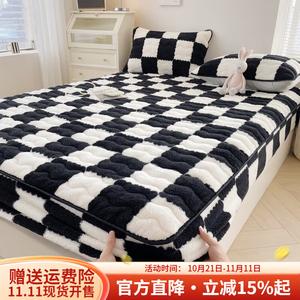 Boyang Простыня на резинке 90х200 см, утолщенная, флисовая, клетка черно-белая