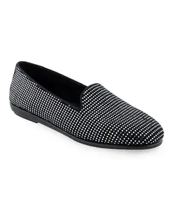 Женские балетки Betunia с закрытым носком Aerosoles, серебряный