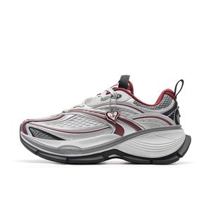 XTEP Basque 2 противоскользящие и износостойкие низкие повседневные туфли, увеличивающие рост, мужские, серебристо-серые, красные