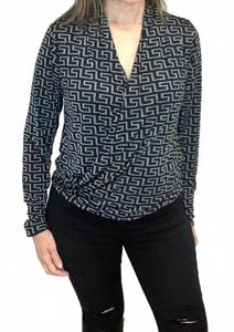 Черно-разноцветный топ с запахом Ariella