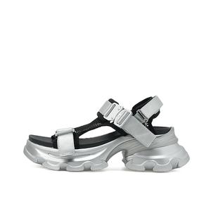 Пляжные сандалии для женщин CORINNA DI MARSALA, серебро