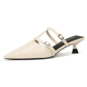 Varib Женские массажные тапочки с закрытым носком устойчивые к истиранию экрю, цвет Ecru