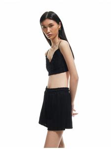 Тканевые шорты KOTON, черный