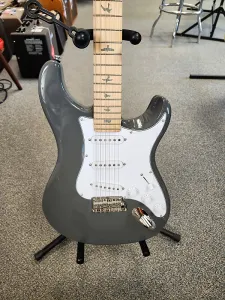 Новая электрогитара 2025 PRS Paul Reed Smith SE Silver Sky - Overland Gray, гриф из клена с чехлом PRS SE Silver Sky