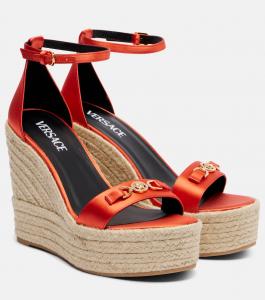 Атласные эспадрильи Medusa '95 на танкетке Versace, Coral-Versace Gold