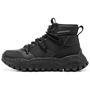 QIAODAN Нескользящие износостойкие высокие повседневные туфли мужские черные