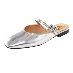 GUDIANFENGDU Женские противоскользящие закрытые тапочки с устойчивостью к истиранию серебристые, цвет Silver