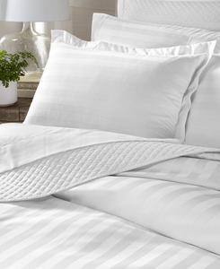 Комплект из двух наволочек, 100% хлопок, полосатый узор 1,5 дюйма, плотность ткани 550 нитей, размер Euro Charter Club, White