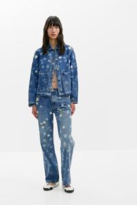 джинсовая куртка с ромашками