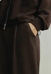 Спортивные штаны barrel leg joggers. Self., Chocolate Brown