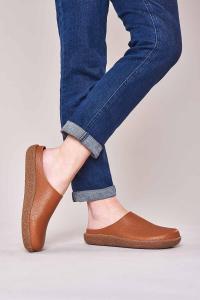 Кожаные сабо без подкладки 'Pevensey' Moshulu, коричневый