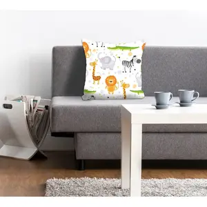 Подушка для декора queence Sandy, наволочка, детская, с жирафом, зеброй, львом, крокодилом, слоном, мультяшная, разноцветная Queence, Grau/gelb + bedruckt