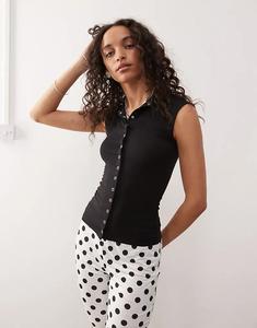 Топ на пуговицах спереди в будние дни, черный