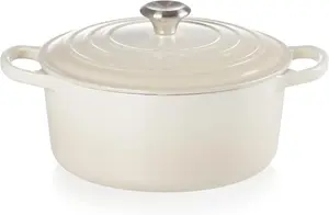 Кастрюля круглая Le Creuset с эмалированным покрытием, 3300 мл, белый
