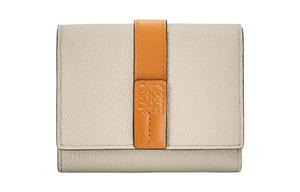 LOEWE Женский бумажник из мягкой зернистой телячьей кожи светло-овсяного медового оттенка