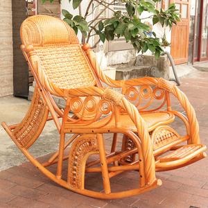 Плетеное кресло-качалка из натурального индонезийского ротанга с выдвижной подножкой и массажером