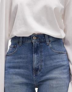 Джинсовые шорты Tommy Jeans mom, средневыбеленные