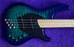 Басс гитара Dingwall Combustion