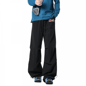 Повседневные брюки женские Moderate Straight Fit WARRIOR, черный (diy badge)