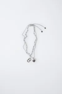 Zara Набор из двух кулонов в виде тарелок и игральных костей