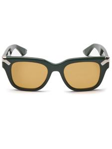 Alexander McQueen Eyewear солнцезащитные очки Punk Rivet в квадратной оправе, зеленый