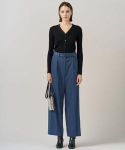 Кардиган с V-образным вырезом из сверхтонкой мериносовой шерсти, который можно стирать.