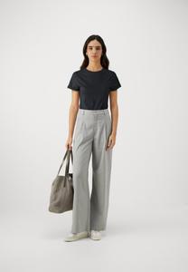 Базовая футболка The Plain Tee HUGO, черная