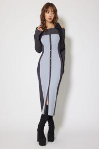 Двухцветное вязаное платье с открытыми плечами и лентами Rienda, цвет Blu