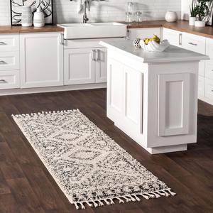 nuLOOM, 77 x 183 см, Vasiliki марокканский плюшевый дорожек с кисточками, Off-white, прямоугольный, толщиной 1,2"