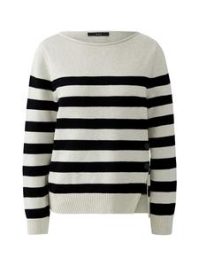 Свитер белого и черного цветов Oui