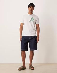 Длинные джинсовые шорты ASOS DESIGN со складками на карманах, необработанная стирка