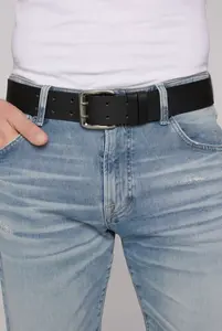 Кожаный ремень CAMP DAVID с тисненым логотипом, черный