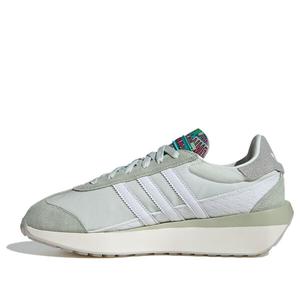 Кроссовки оригиналы country xlg boost Adidas, зеленый