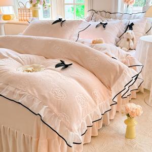 Disney Комплект постельного белья 4 предмета, простыня на резинке 200x230 см, пододеяльник 200x230 см, 2 наволочки 48x74 см, цвет Milkshake Powder, Rongmenglian