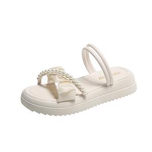 Puppytown Скользостойкие износостойкие шлепанцы женские бежевые, цвет Beige