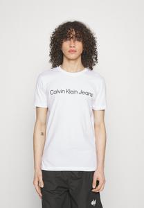 Футболка Calvin Klein Jeans белая с принтом