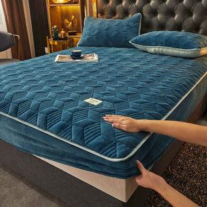 Disney Простыня на резинке 150х200 см, стеганая, цвет Prussian Blue