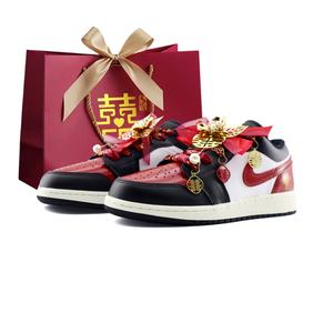 Jordan Air 1 Scenic Beauty устойчивые к истиранию низкие баскетбольные кроссовки винтаж Unisex Black Red