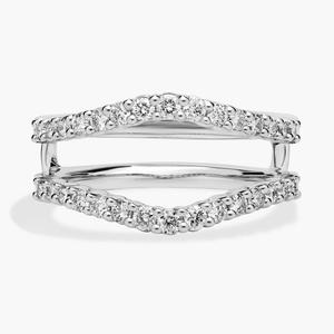 Кольцо с изогнутым паве из белого золота 18 карат с бриллиантовой вставкой (1/2 карата). Blue Nile