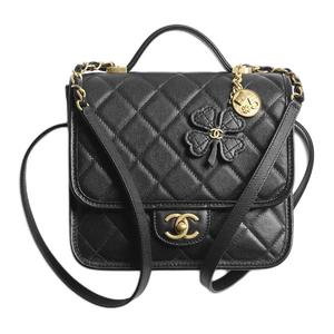 CHANEL Чёрный женский рюкзак из глянцевой телячьей кожи с золотистой металлической фурнитурой