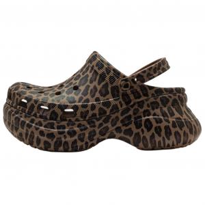 Crocs Женские сабо Bae Animal Clog SLd, коричневый