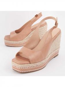 Сандалии Salia коричневого цвета Montevita