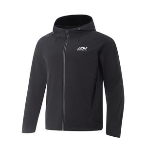 LINING Мужская куртка софтшелл из коллекции Running, Black