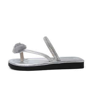 NANJIREN Амортизирующие быстросохнущие устойчивые к истиранию антибактериальные бесшумные шлепанцы для женщин Silver, цвет Silver