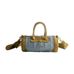 Стеганая мини-сумка-подкова True Religion через плечо, цвет denim