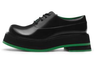 Туфли на платформе женские низкие Charles&Keith