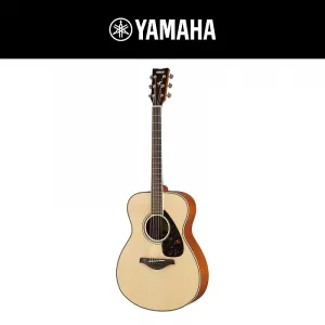 Акустическая гитара Yamaha FS820 с небольшим корпусом