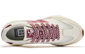 Белый 2.0 Кроссовки женские с низким верхом цвета слоновой кости, темно-малинового цвета Qiaodan