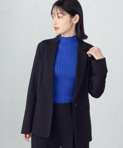 Пончо из меланжевого трикотажа и нейлона с вискозным ворсом, сшитое на заказ.