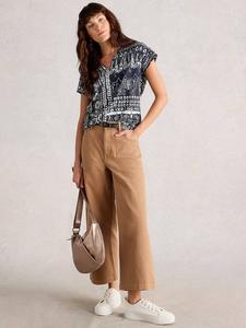 Футболка Nelly Cotton с V-образным вырезом и короткими рукавами White Stuff